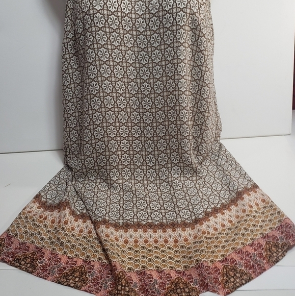 Lila Rose Lined Dress - Picture 3 of 8